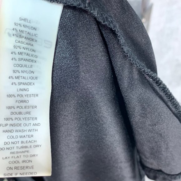 Vince Camuto Long Sleeve Glitter Animal Print Shea - Picture 10 of 12